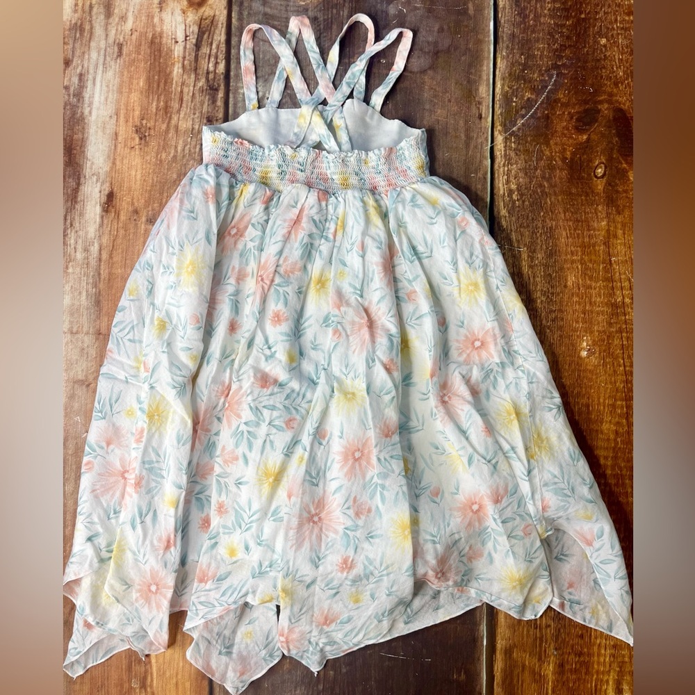 Tommy Bahama Girls white floral dress. Size 3T - Picture 2 of 6